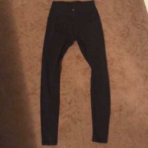 Women’s Lululemon black leggings